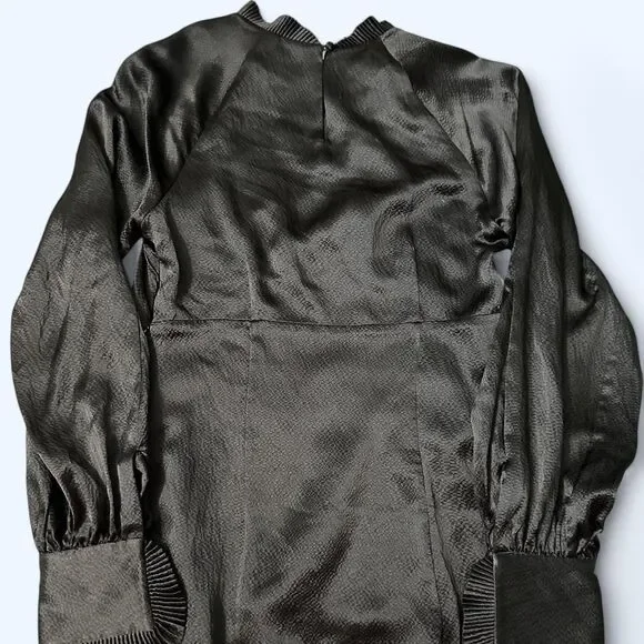 BCBGMAXAZRIA Vintage-Inspired Pleated Black Silk Blouse – Sz S - Picture 6 of 7